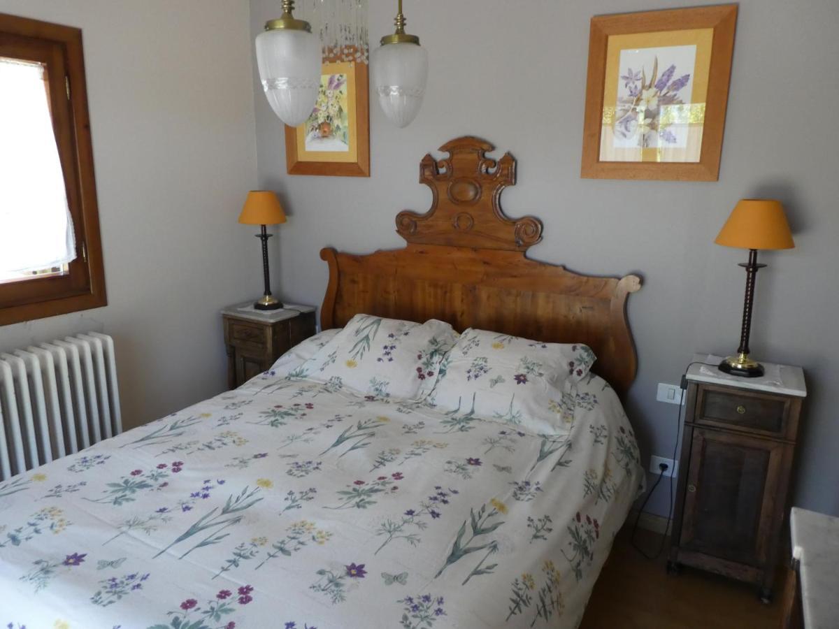 Casa Con Jardin Frente Ciudadela Villa Хака Екстериор снимка