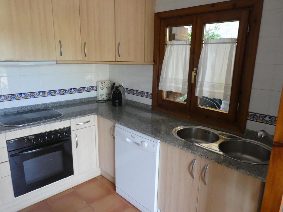 Casa Con Jardin Frente Ciudadela Villa Хака Екстериор снимка